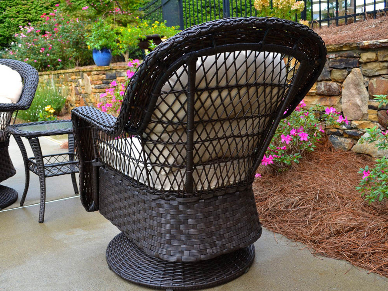 Biloxi Bistro Set – Outdoor Wicker Swivel Chair & Table Set (Dark Roast) Biloxi Bistro Set – Outdoor Wicker Swivel Chair & Table Set (Dark Roast)