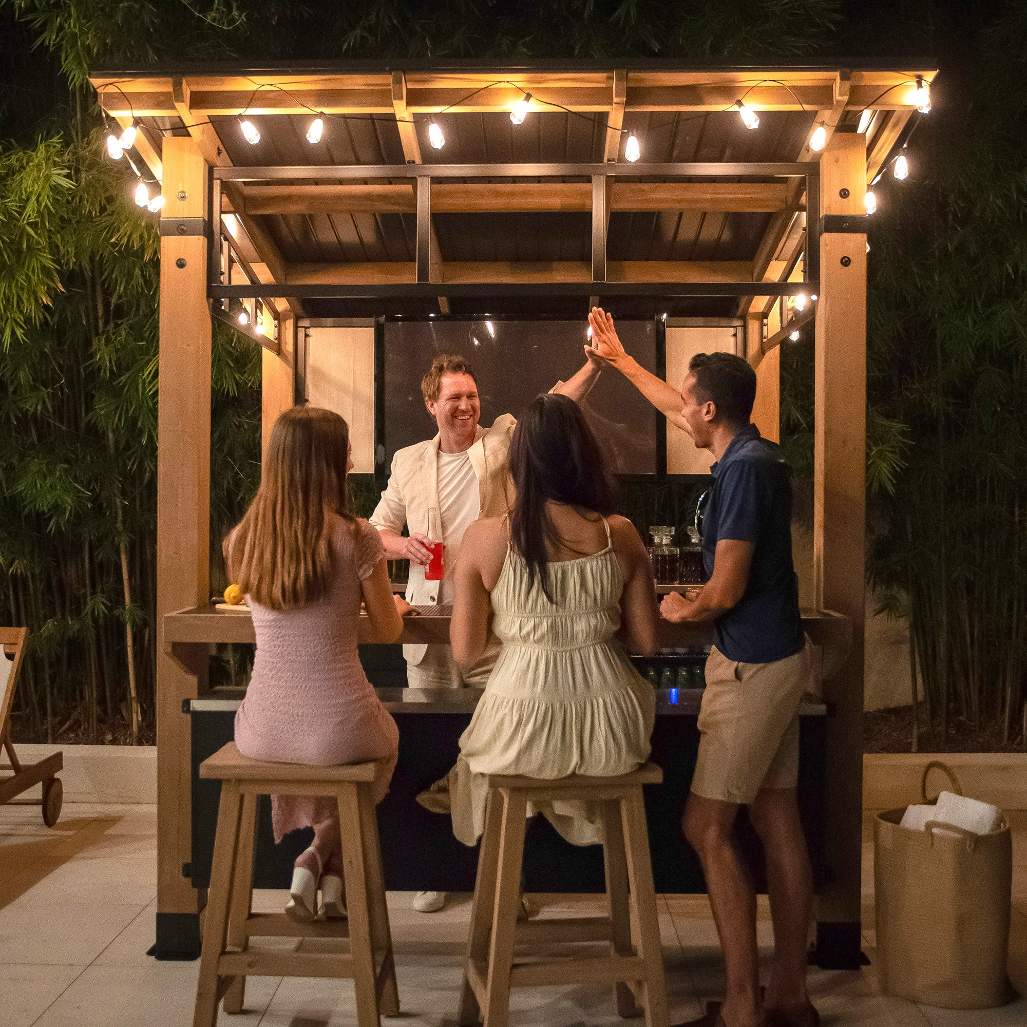 Outdoor Seating Outdoor Heating Pubs Outdoor Dining Pub With